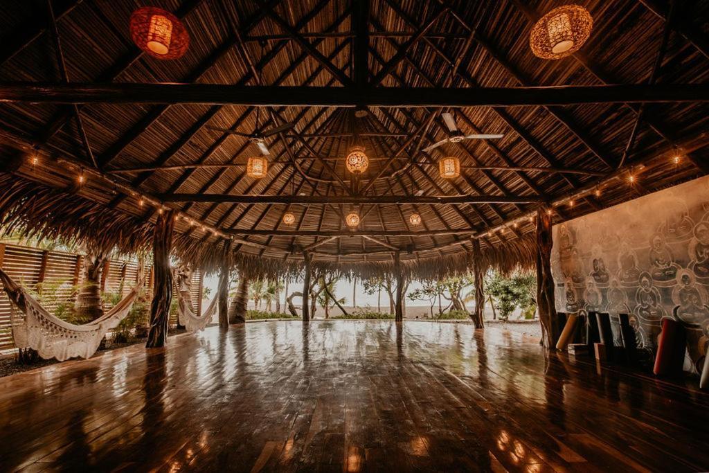 Sansara Surf Yoga & Resort Cambutal Exterior foto